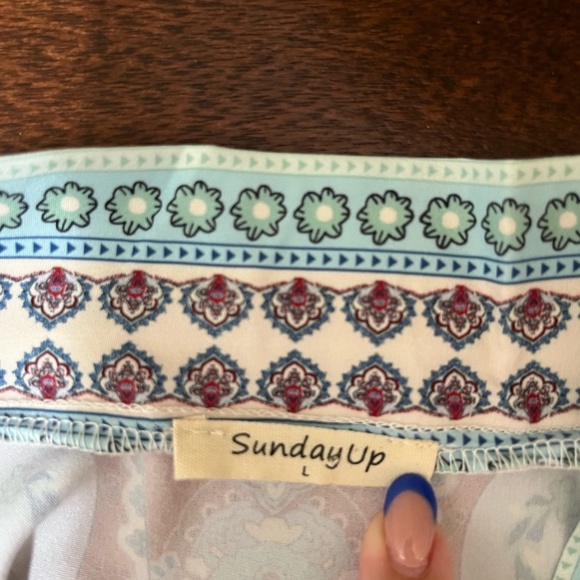 Boutique Dress - Picture 7 of 7